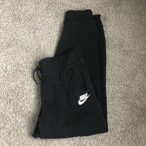 Black Nike sweatpants
